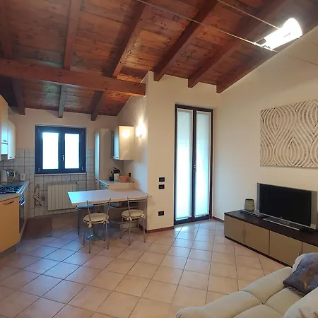 Miralago Apartment